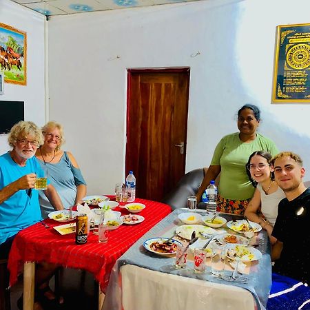 Sigiri Lakshan Home Stay Sigiriya Exteriör bild